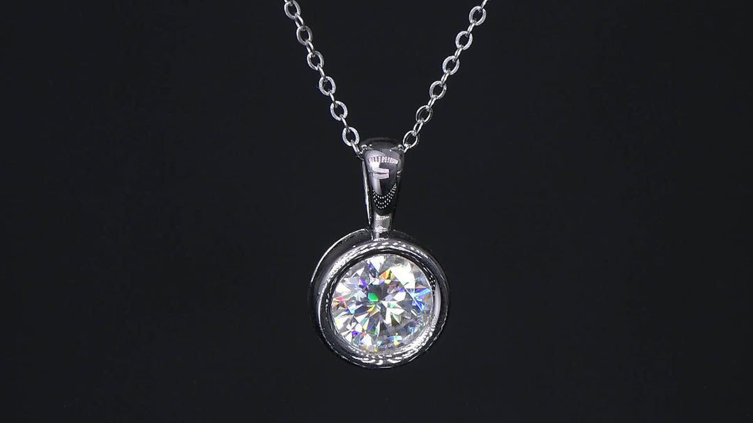 8mm Round Cut Moissanite Pendant Necklace