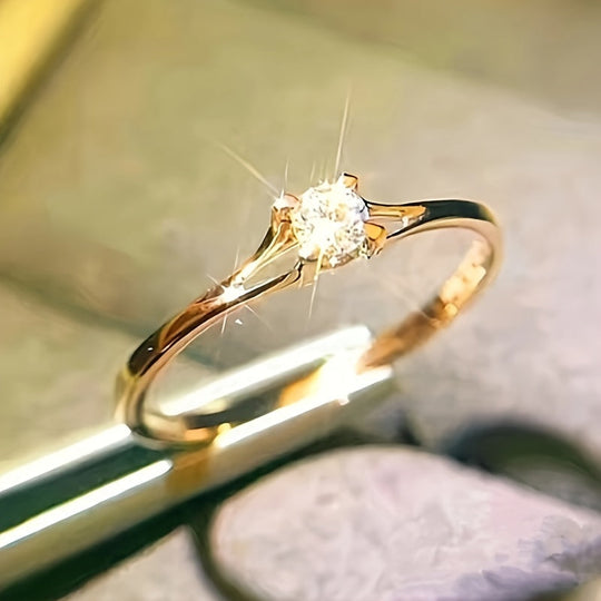 Inlaid White Zirconia Ring
