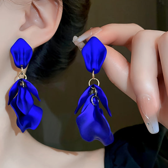 Luxury Elegant Matte Petal Tassel Earrings