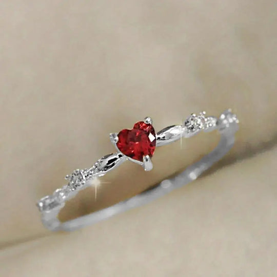 Coralyn Amoura Ring White Gold