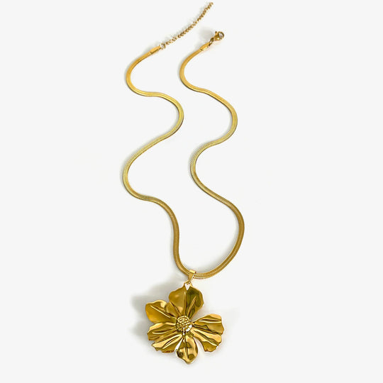 Fioren Pendant Necklace