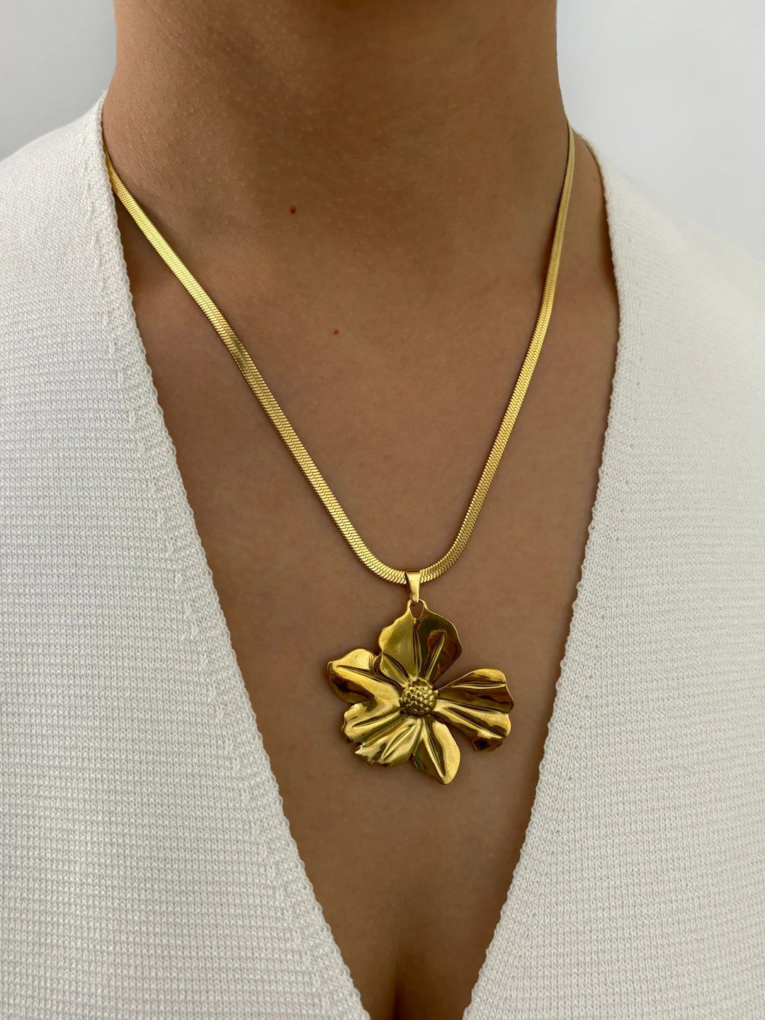 Fioren Pendant Necklace