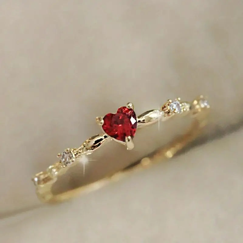 Coralyn Amoura Ring White Gold