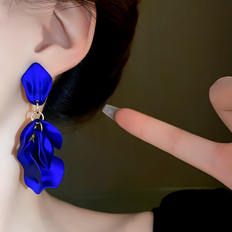 Luxury Elegant Matte Petal Tassel Earrings