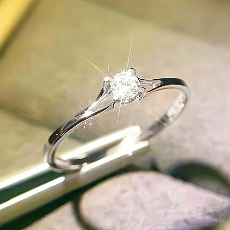 Inlaid White Zirconia Ring