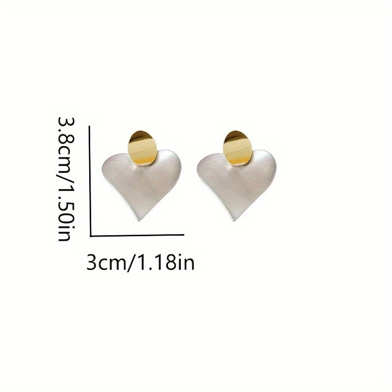 Silvery Heart Design Dangle Earrings