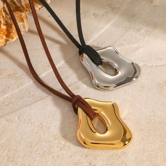Milan - Forma Necklace